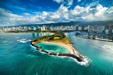 Royal Crown of Oahu .